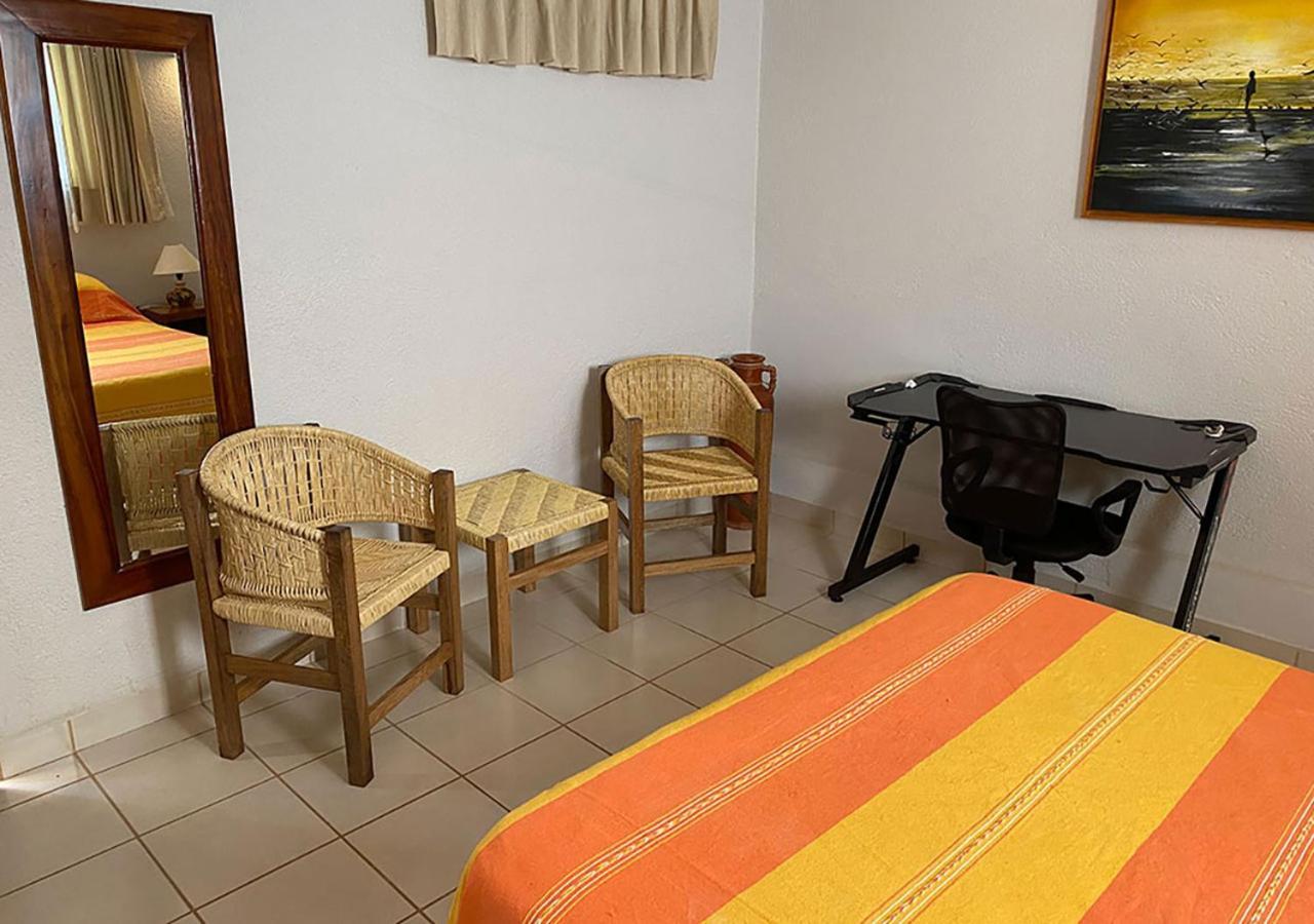Zandoyo Bed & Breakfast 푸에르토 에스콘디도 외부 사진